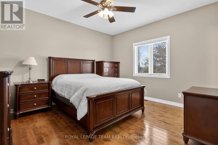 29401589/286-dean-ridge-road/drummond-n-elmsley-drummond-twp/drummondnorth-elmsley/ontario/K7C0E1_26