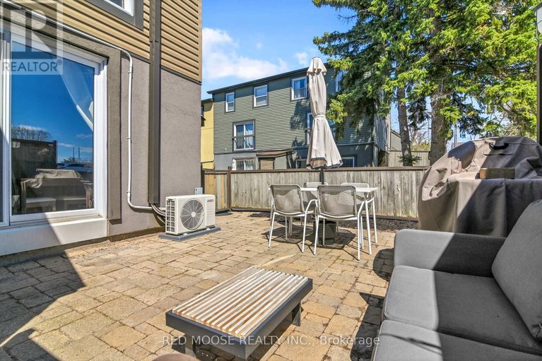 29636677/18-1250-mcwatters-road/queensway-terrace-southridgeview/ottawa/ontario/K2C3P5_26