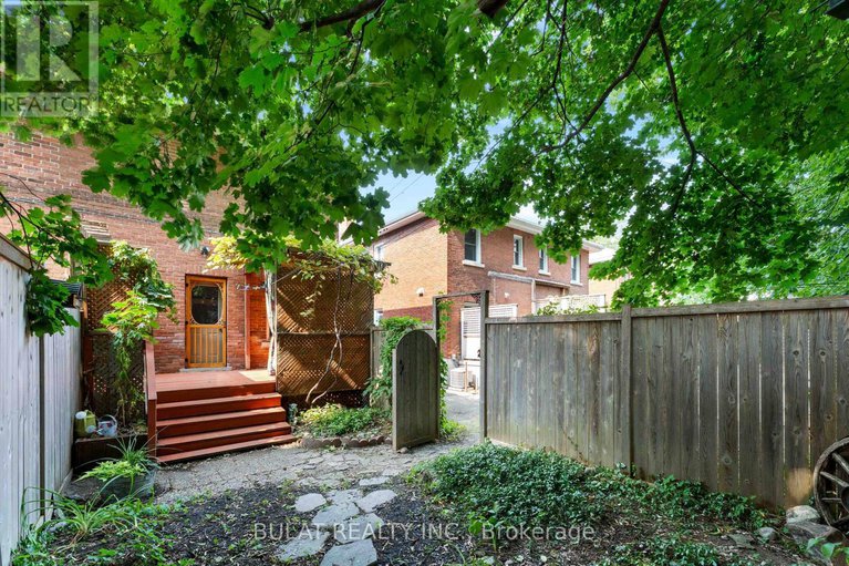 28705278/16-foster-street/hintonburg/ottawa/ontario/K1Y3J4_28