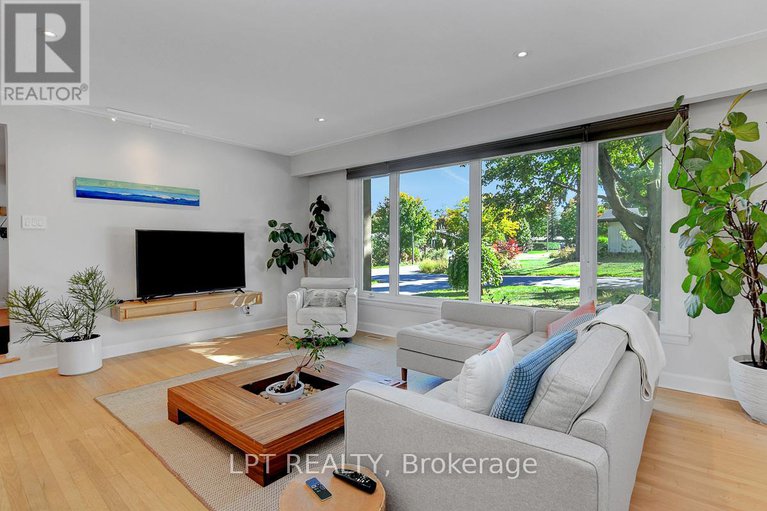 28941530/353-mountbatten-avenue/alta-vistafaircrest-heights/ottawa/ontario/K1H5W2_11