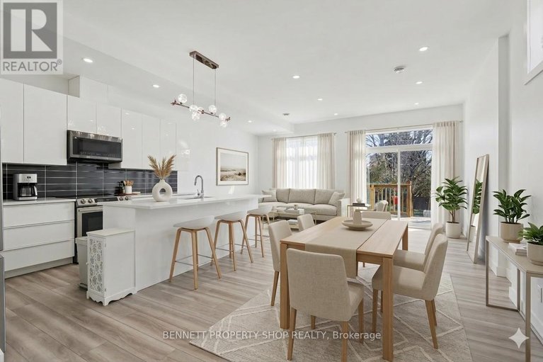 29479240/139-duford-street/vanier/ottawa/ontario/K1L6Z5_2
