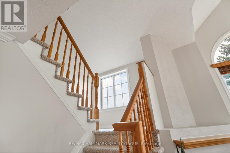 29659559/142-gatestone-private/beacon-hill-south/ottawa/ontario/K1J1K5_21