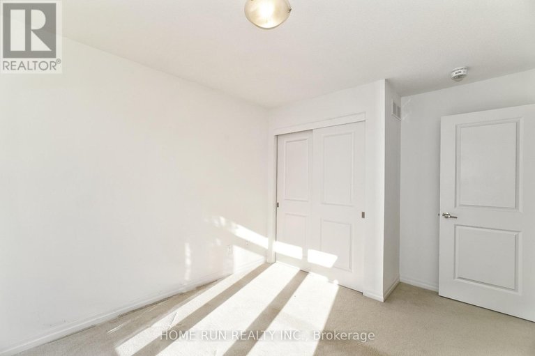 29046406/118-overberg-way/emerald-meadowstrailwest/ottawa/ontario/K2S0V9_31