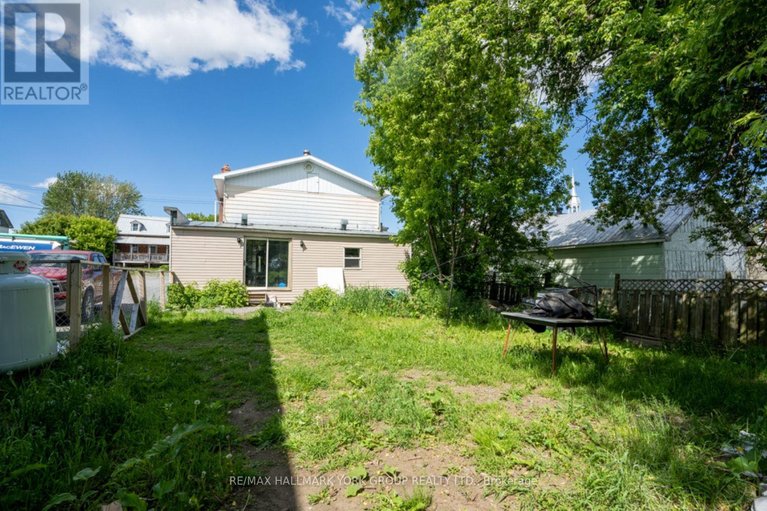 29631999/754-county-road-18/east-hawkesbury-twp/hawkesbury/ontario/K0B1M0_24