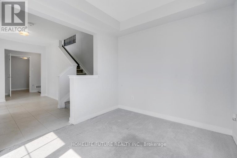 29212140/651-cygnus-street/half-moon-bay/ottawa/ontario/K2J7B2_12