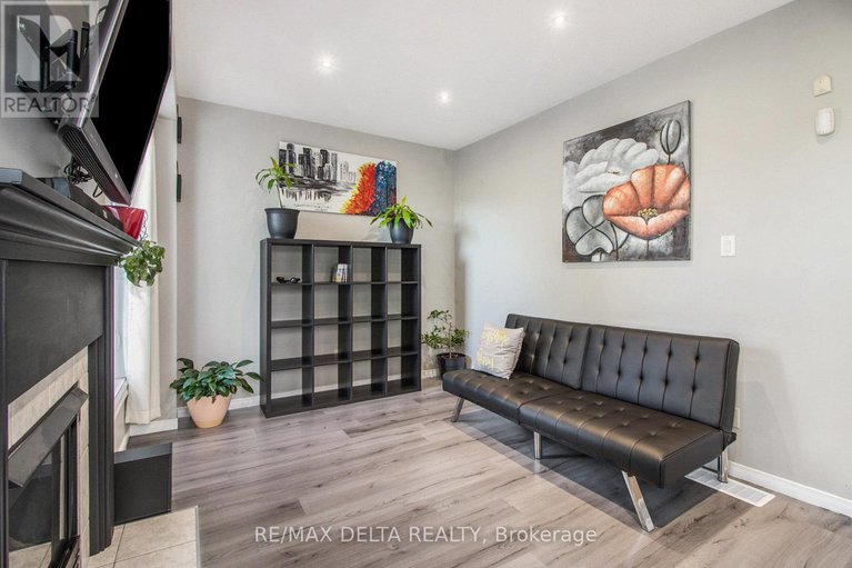 28928926/1610-duplante-avenue/fallingbrookpineridge/ottawa/ontario/K4A4A2_11