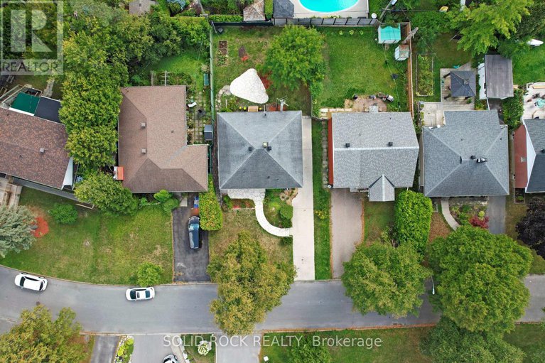 28861581/632-chadburn-avenue/riverview-park/ottawa/ontario/K1G0Y7_28
