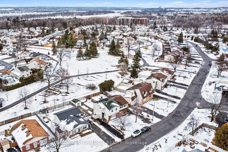 29484795/299-mockingbird-drive/chatelaine-village/ottawa/ontario/K1E2A4_2