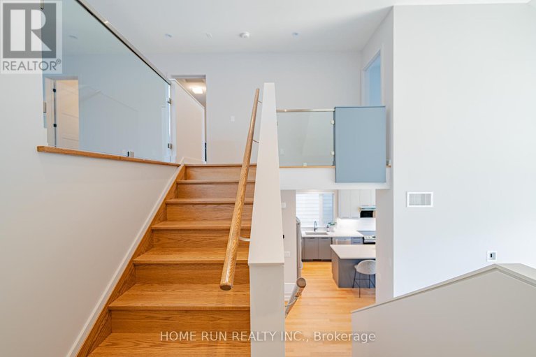 28707316/530-tenor-ridge/riverside-southgloucester-glen/ottawa/ontario/K4M0P9_27