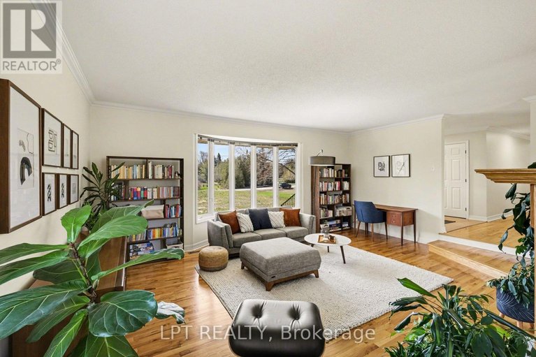 29665088/8297-nashdale-drive/osgoode-twp-north-of-reg-rd-6/ottawa/ontario/K0A2P0_6