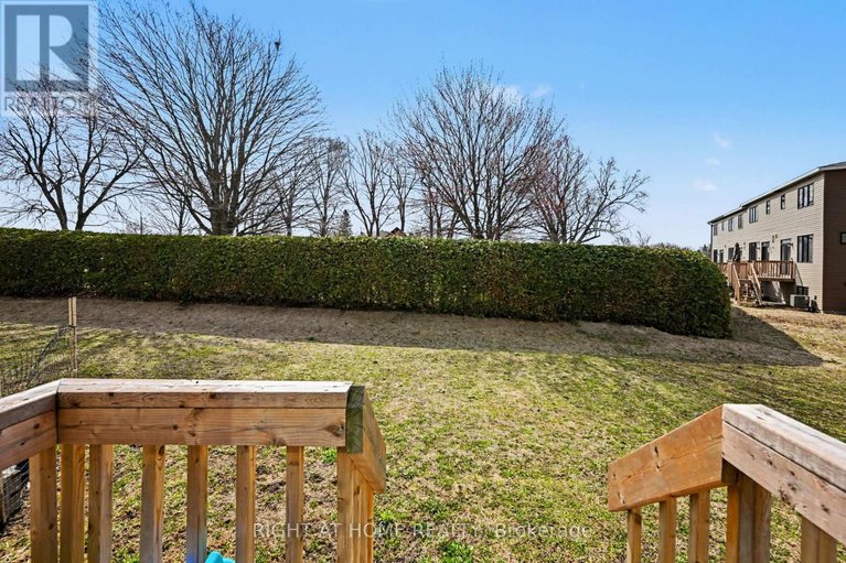 29650531/112-attwell-private/morgans-grantsouth-march/ottawa/ontario/K2K0H7_22