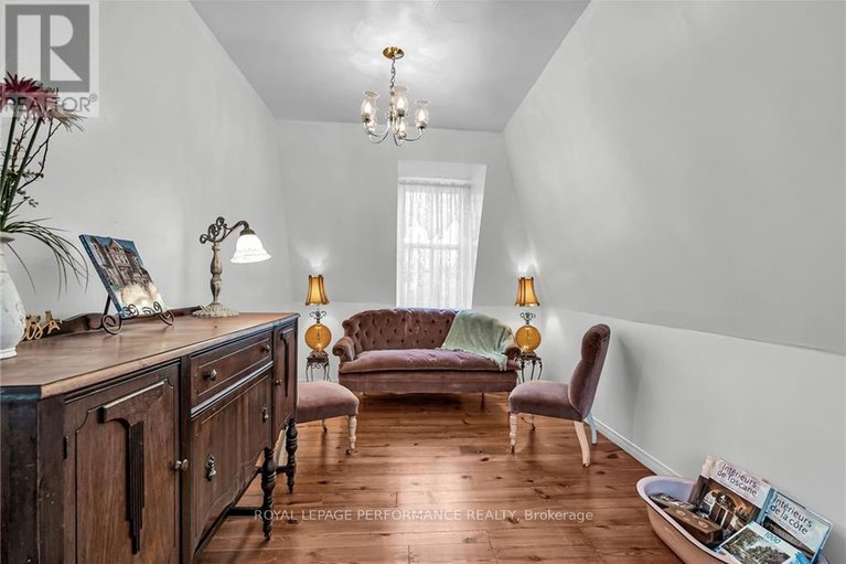 27561750/11-oak-street/lancaster/south-glengarry/ontario/K0C1N0_21