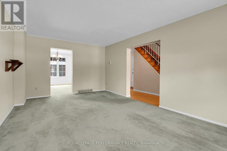 29663857/2166-bickerton-avenue/beacon-hill-north/ottawa/ontario/K1J6Y3_8