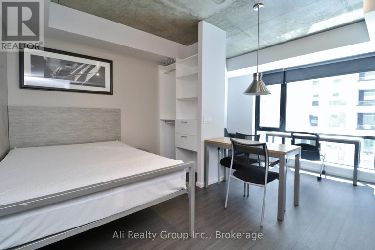 28939636/2901-105-champagne-avenue-s/west-centre-town/ottawa/ontario/K1S5E5_14