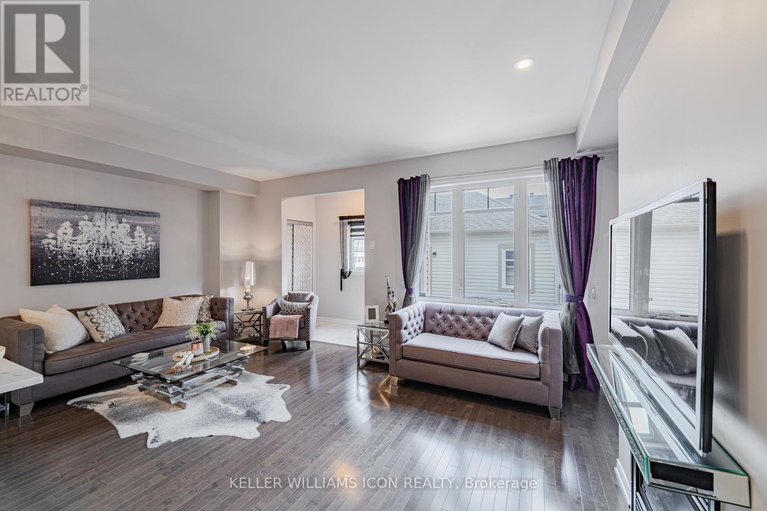 28511828/246-longfields-drive/longfields/ottawa/ontario/K2J5Y7_16