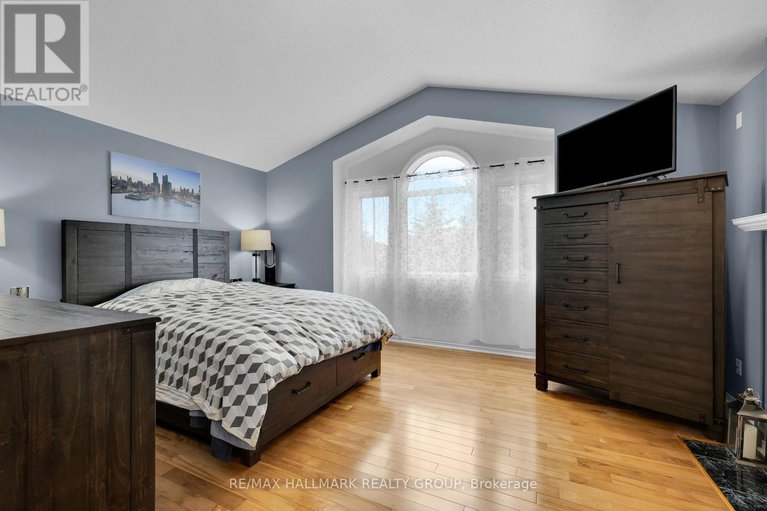 28476381/4136-wolfe-point-way/riverside-southgloucester-glen/ottawa/ontario/K1V1P4_22