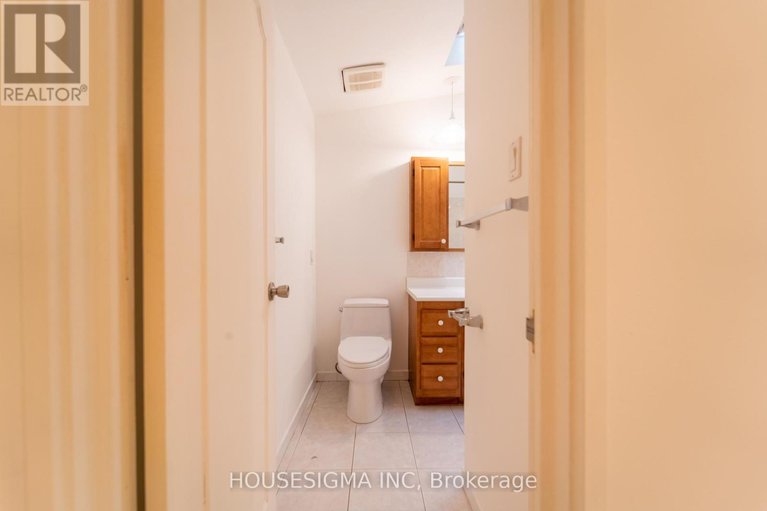 29056131/2335-harding-road/elmvale-acresurbandale/ottawa/ontario/K1G3B7_17