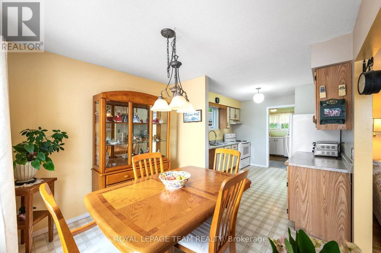 28509477/2733-rideau-glen-lane/north-grenville-twp-kemptville-south/north-grenville/ontario/K0G1J0_23