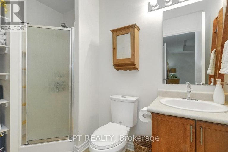 28929558/102-205-bolton-street/lower-townbyward-market/ottawa/ontario/K1N1K7_29