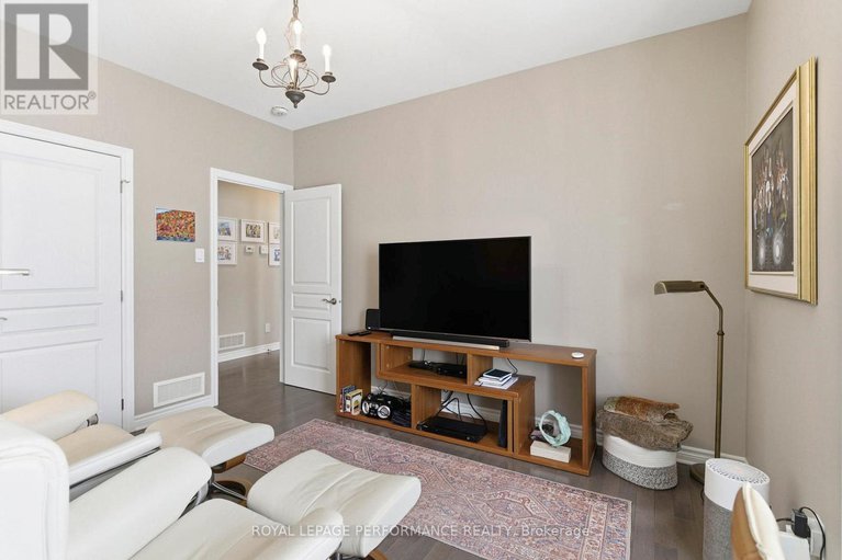 29251827/18132-st-laurent-boulevard/south-glengarry-charlottenburgh-twp/south-glengarry/ontario/K6H0G7_29