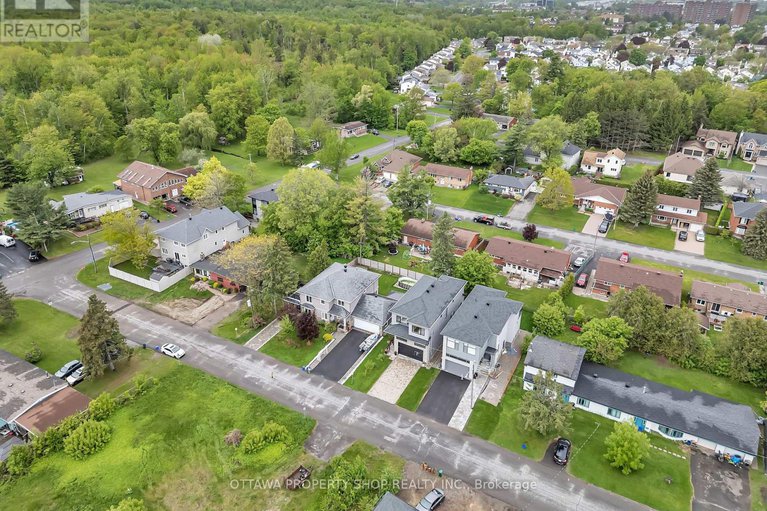 28399504/1355-mory-street/emerald-woodssawmill-creek/ottawa/ontario/K1T1C8_46