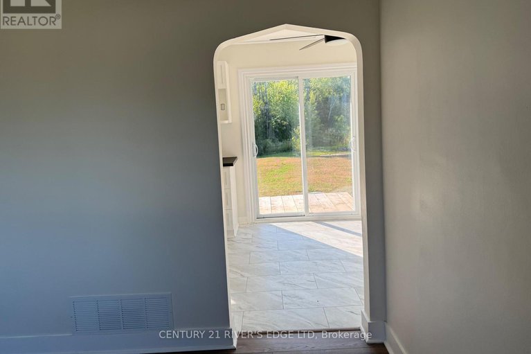 28732239/6385-6th-concession-road/augusta-twp/augusta/ontario/K0E1R0_26