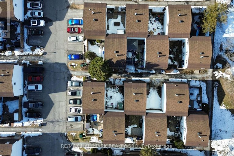 29533054/8-837-eastvale-drive/beaconwood/ottawa/ontario/K1J7T5_27