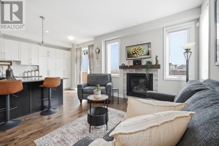 29671638/208-mountain-sorrel-way/avalon-west/ottawa/ontario/K4A1H2_13