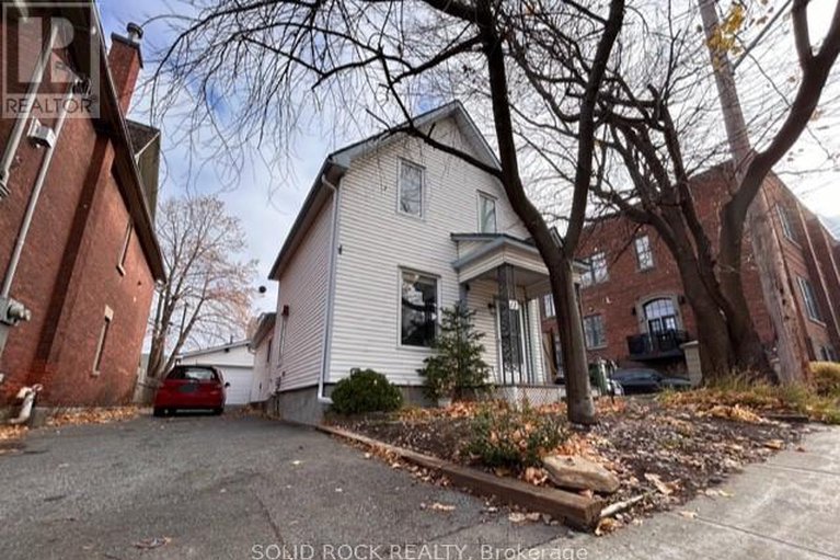 28310185/11-melrose-avenue/hintonburg/ottawa/ontario/K1Y1T8_19