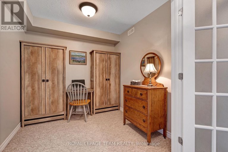 29638662/209-398-van-buren-street/kemptville/north-grenville/ontario/K0G1J0_9