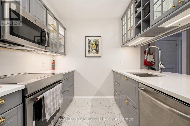 28429605/216-270-brittany-drive/viscount-alexander-park/ottawa/ontario/K1K4M3_4