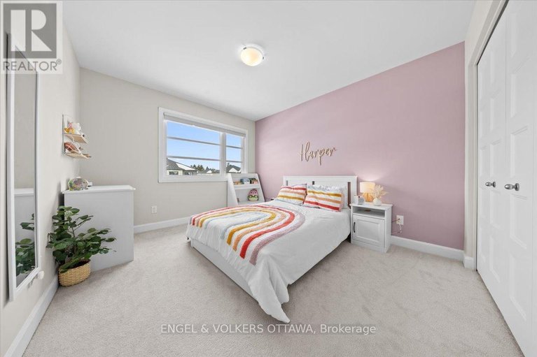 29402076/624-geneva-crescent/embrun/russell/ontario/K0A1W0_30