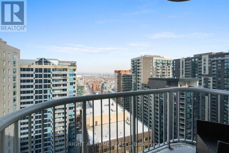 29527059/2302-234-rideau-street/sandy-hill/ottawa/ontario/K1N0A9_39