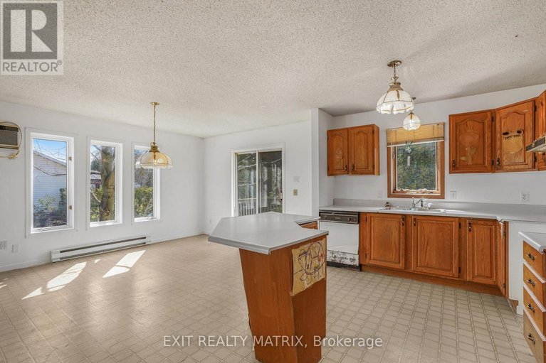 29674349/1630-gourley-road/east-hawkesbury/ontario/K6A2R2_14