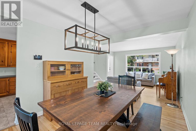 28651441/334-queen-mary-street/overbrookcastle-heights/ottawa/ontario/K1K1W9_5