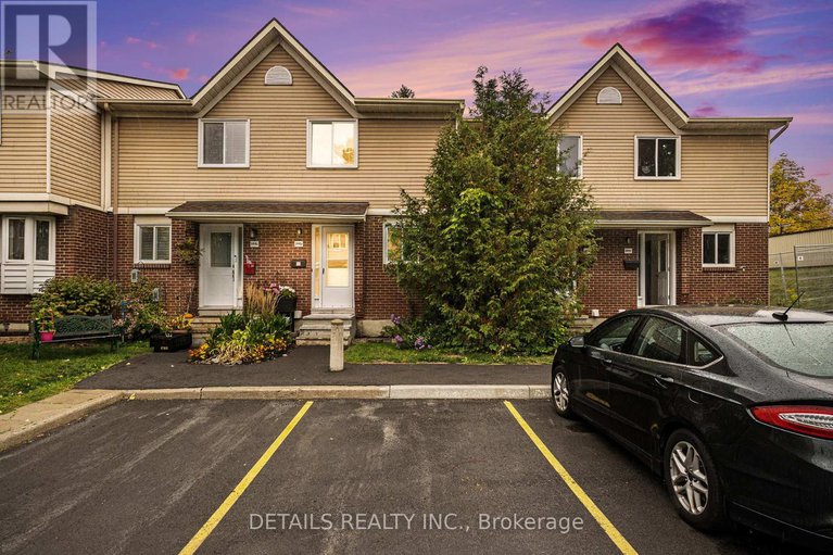28909918/9-144-valley-stream-unit-d-drive/leslie-park/ottawa/ontario/K2H9C6_1