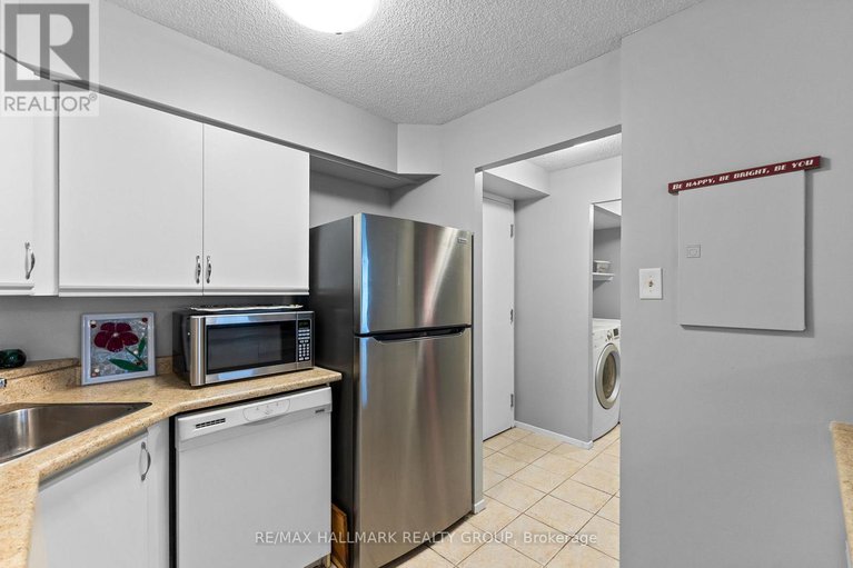 28584376/917-1025-grenon-avenue/fairfield-heights/ottawa/ontario/K2B8S5_12