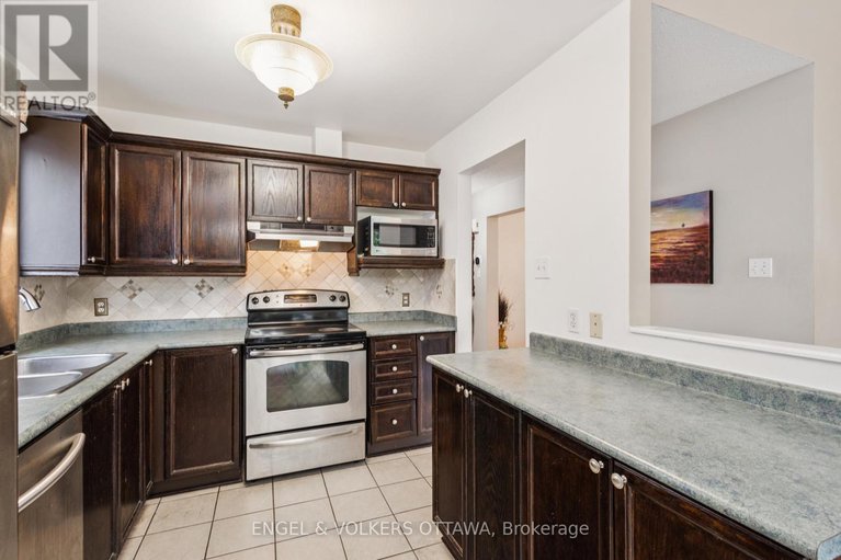 28798692/2213-noblewood-way/orleans-village/ottawa/ontario/K1W1E7_15