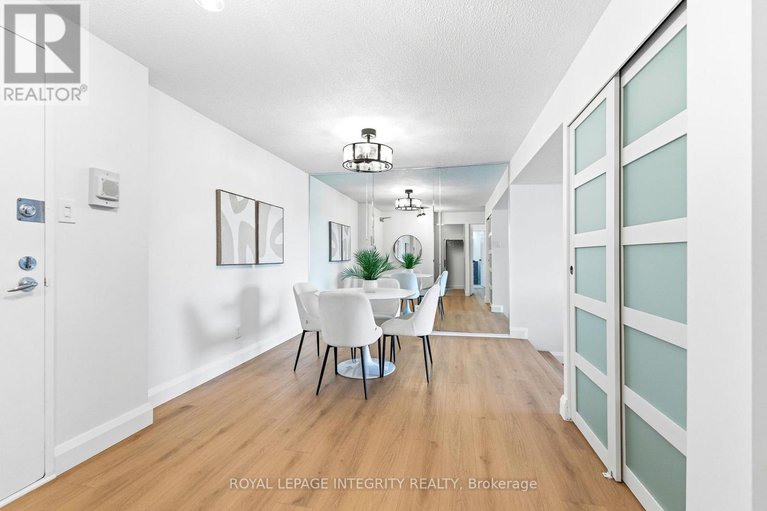 29379643/510-415-greenview-avenue/britannia/ottawa/ontario/K2B8G5_6