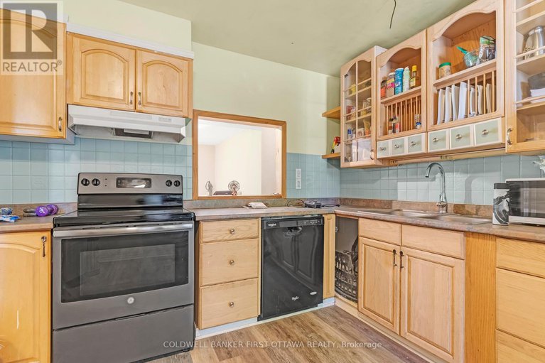 28744681/22-monterey-drive/leslie-park/ottawa/ontario/K2H7A6_4