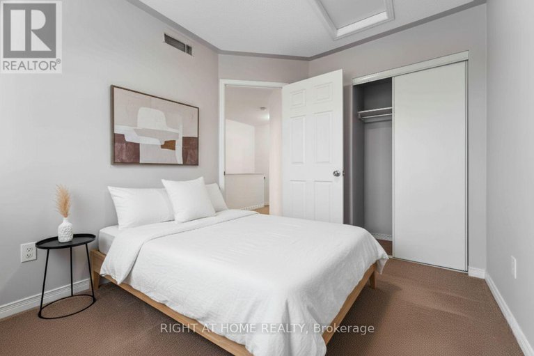 29253967/364-moffatt-pond-court/cedargrovefraserdale/ottawa/ontario/K2J0C7_23