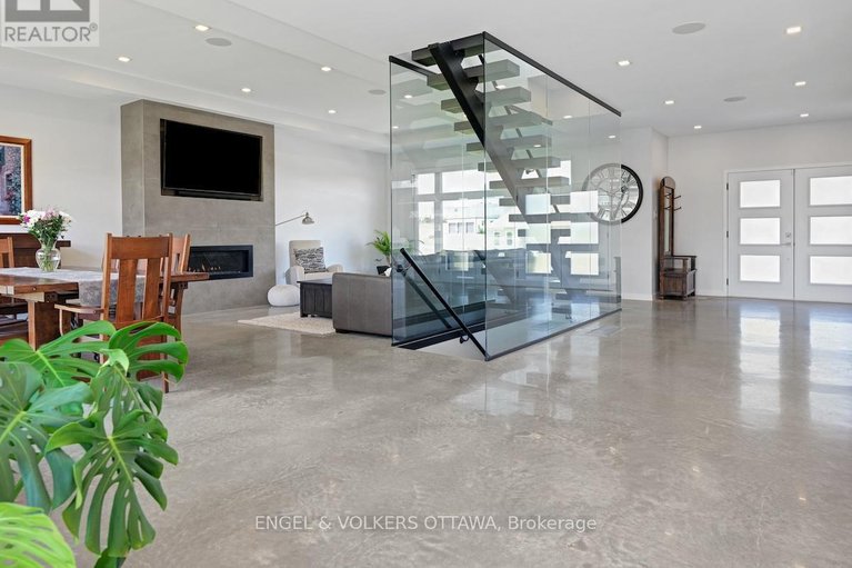 28726162/46-forest-hill-road/long-sault/south-stormont/ontario/K0C1P0_5