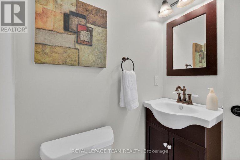 29501810/318-liard-street/stittsville-south/ottawa/ontario/K2S1J8_47