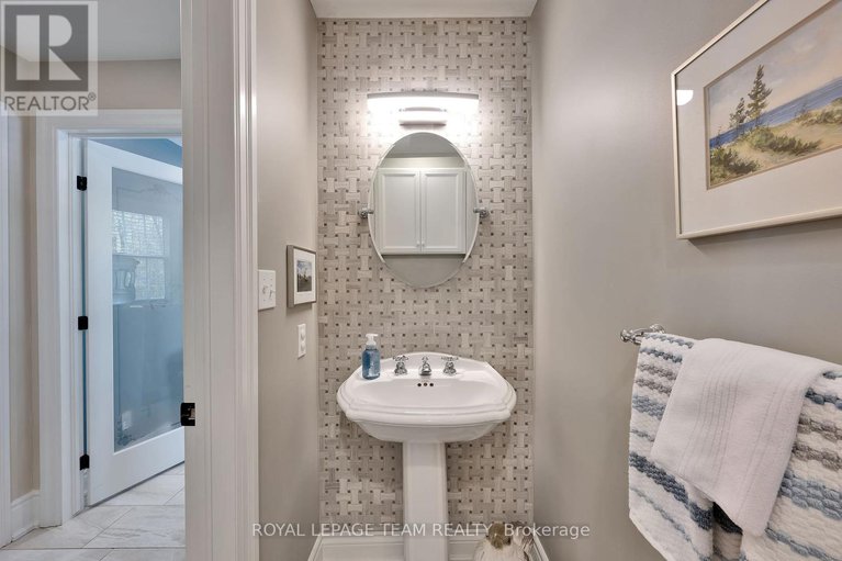28320993/270-morris-island-drive/fitzroy/ottawa/ontario/K7S3G7_23