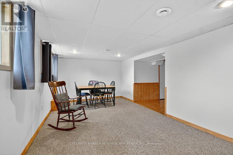 29223136/268-ottawa-street/almonte/mississippi-mills/ontario/K0A1K0_16