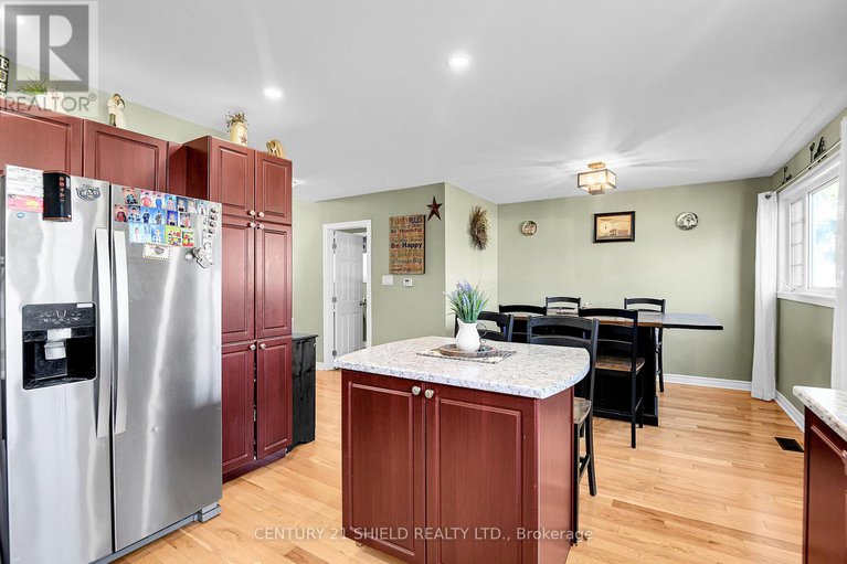 28929048/38-st-lawrence-street/ingleside/south-stormont/ontario/K0C1M0_10