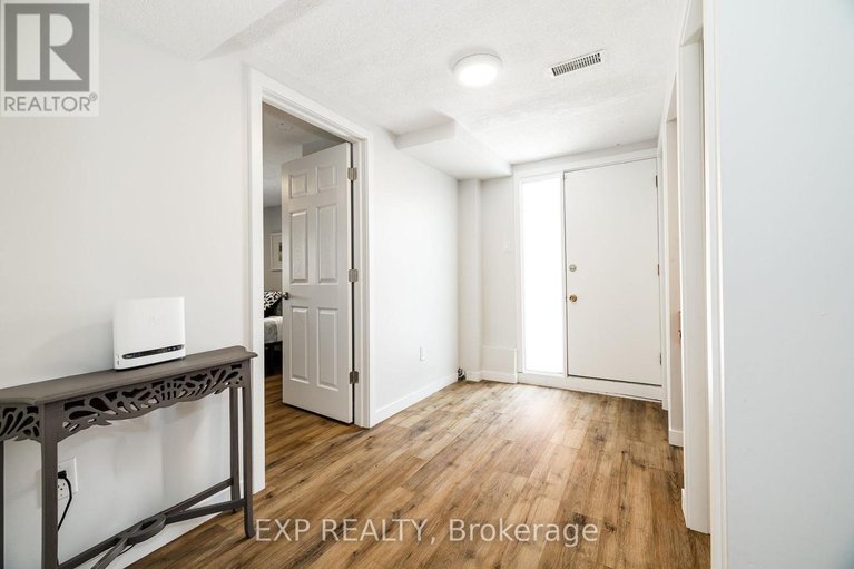 29612594/2196-plesser-street/elmvale-acresurbandale/ottawa/ontario/K1G2X3_25