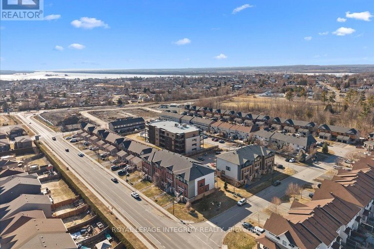 29600478/11-1124-docteur-corbeil-boulevard/town-of-rockland/clarence-rockland/ontario/K4K0G9_31