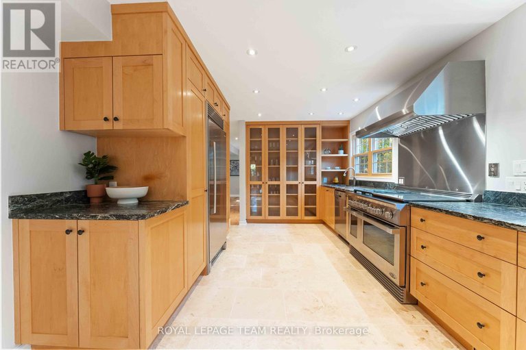28943103/60-vaan-drive/merivale-gardens/ottawa/ontario/K2G0C9_6