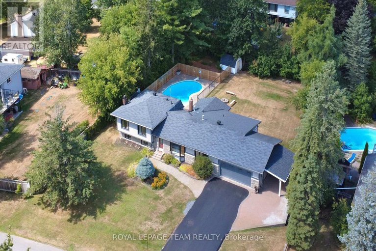 29003460/1079-christopher-drive/manotick-long-island-nicholls-island/ottawa/ontario/K4M1J2_1